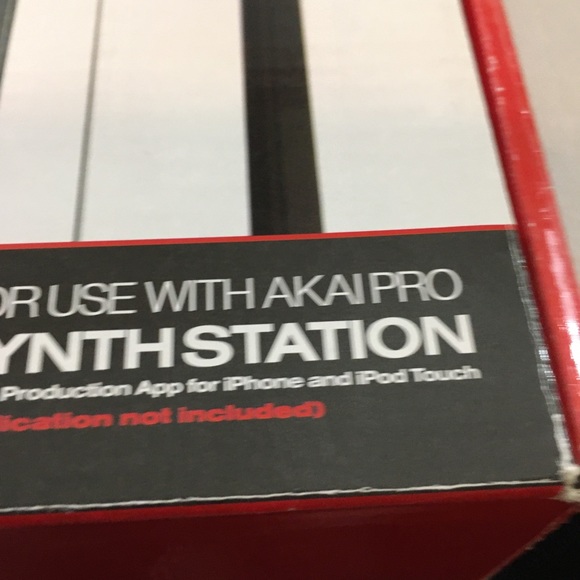 Akaia synthstation 25 keyboard controller - Picture 3 of 6